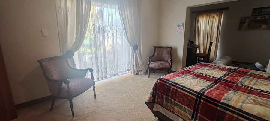 4 Bedroom Property for Sale in Caribbean Beach Club North West